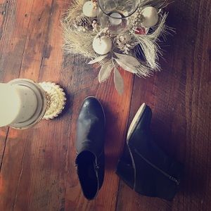 Urban Outfitters women ankle boots